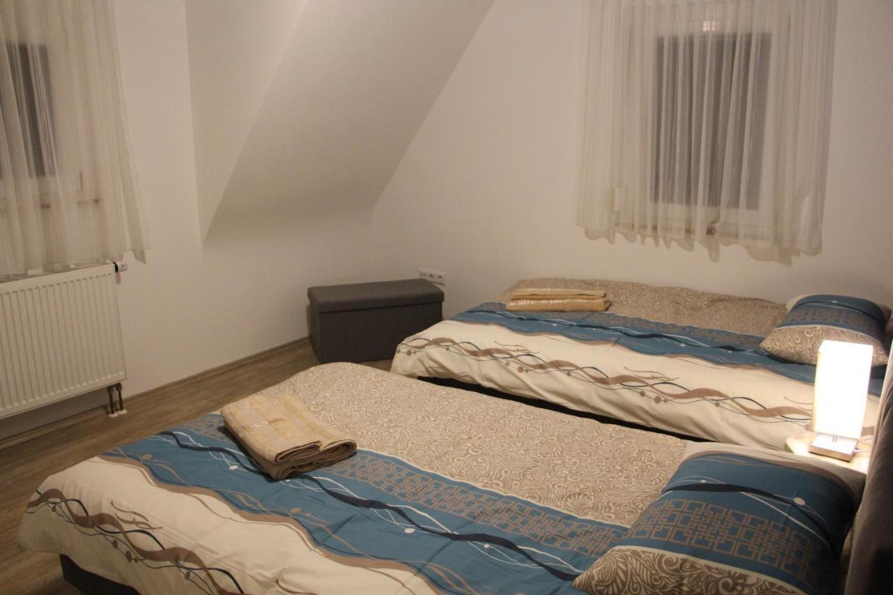 Ermis Apartments Метцинген Екстер'єр фото